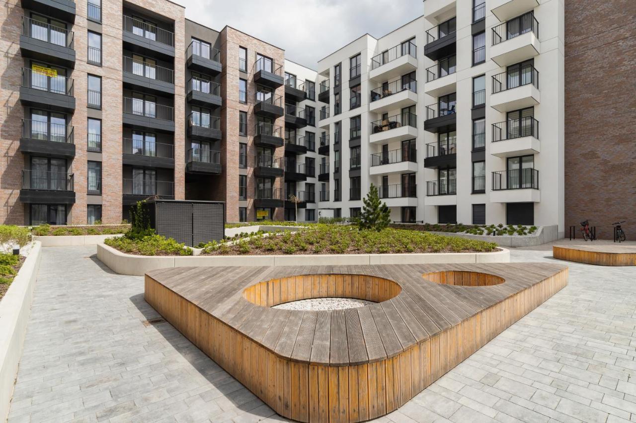 Movie Jacuzzi Apartment At The Main Station By Noclegi Renters Krakow Exterior photo
